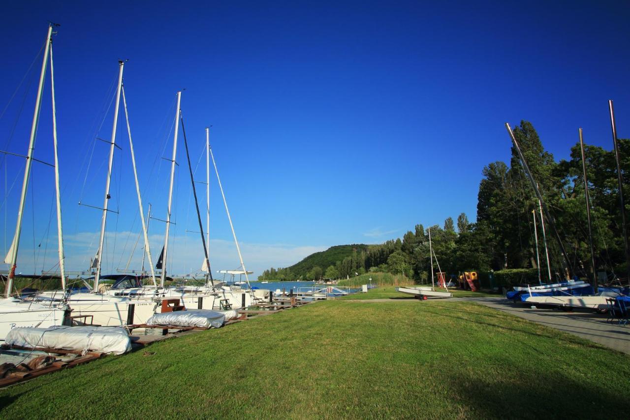 Aquilo Hotel Panorama Tihany Exterior photo