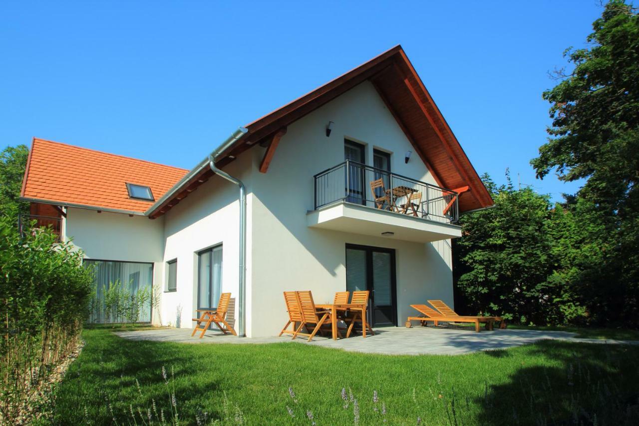 Aquilo Hotel Panorama Tihany Exterior photo